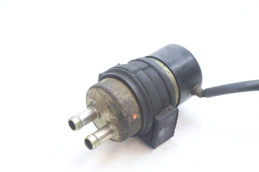 photo de BOMBA GASOLINA KAWASAKI ZX-6R ZX6R 600 (1995 - 1997) - Detalle de la pieza