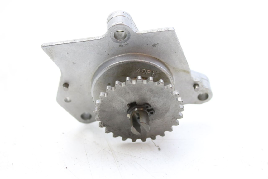 photo de BOMBA DE ACEITE SUZUKI BURGMAN 125 (2007 - 2014) - Primer plano técnico