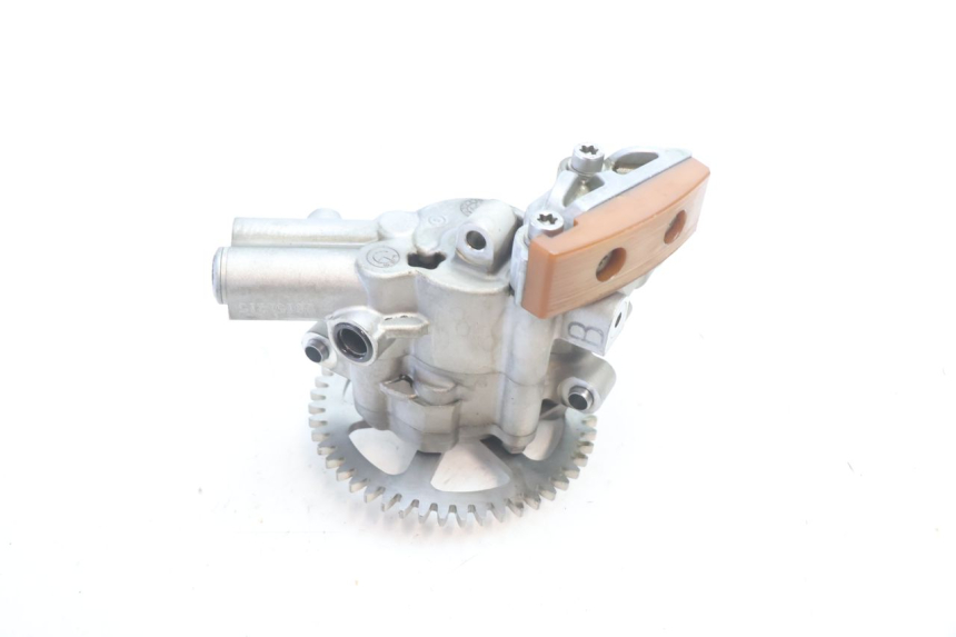 photo de BOMBA ACEITE BMW C SPORT 650 (2015 - 2021) - Primer plano técnico