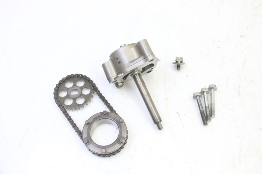 photo de BOMBA DE ACEITE HONDA CBR RR FIREBLADE 900 (1992 - 1994) - Recambio usado revisado