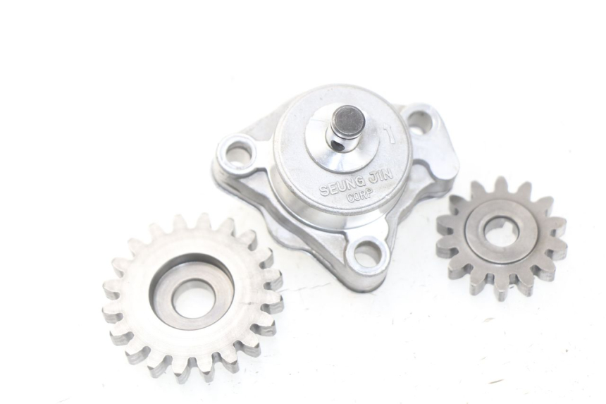 photo de BOMBA ACEITE HYOSUNG COMET GTR 125 (2007 - 2014) - Vista principal