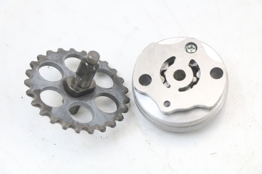 photo de BOMBA DE ACEITE KYMCO DINK STREET 125 (2009 - 2014) - Zoom estado de uso