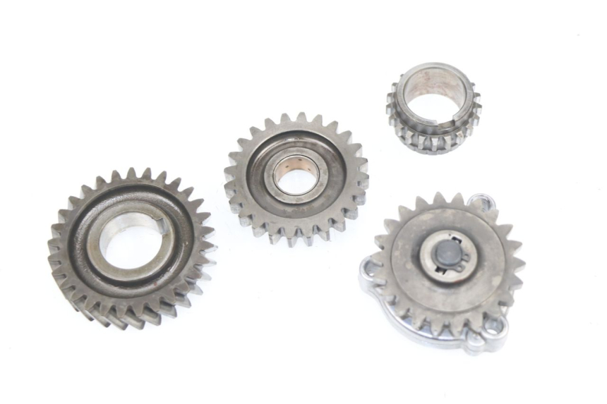 photo de BOMBA ACEITE SUZUKI DR DJEBEL 600 (1985 - 1990) - Vista principal