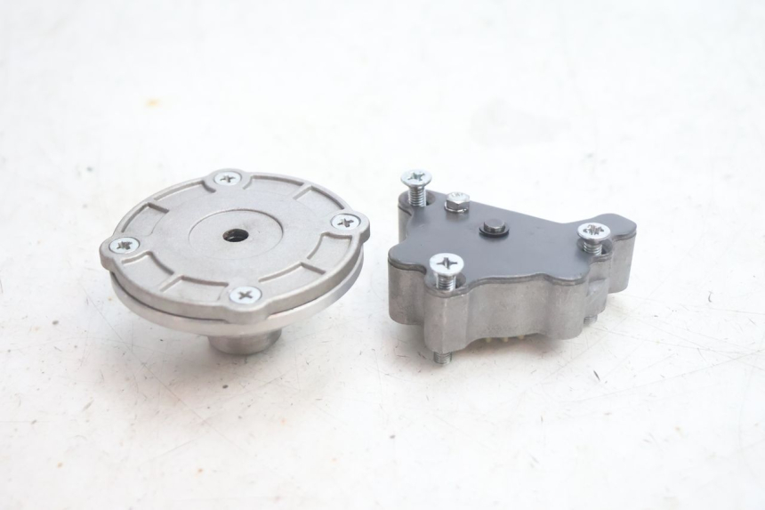 photo de BOMBA ACEITE MINI MX DRIFT 150 - Primer plano técnico