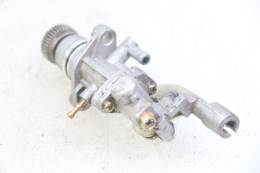 photo de BOMBA DE ACEITE KEEWAY F-ACT FACT 50 (2006 - 2011) - Otra perspectiva