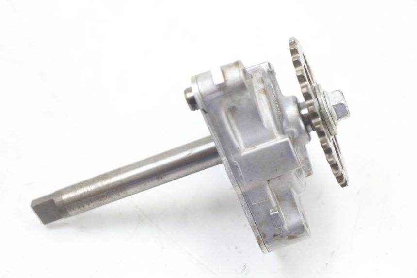 photo de BOMBA ACEITE HONDA FJS SILVER WING SILVERWING 400 (2005 - 2008) - Detalles de los puntos de fijación