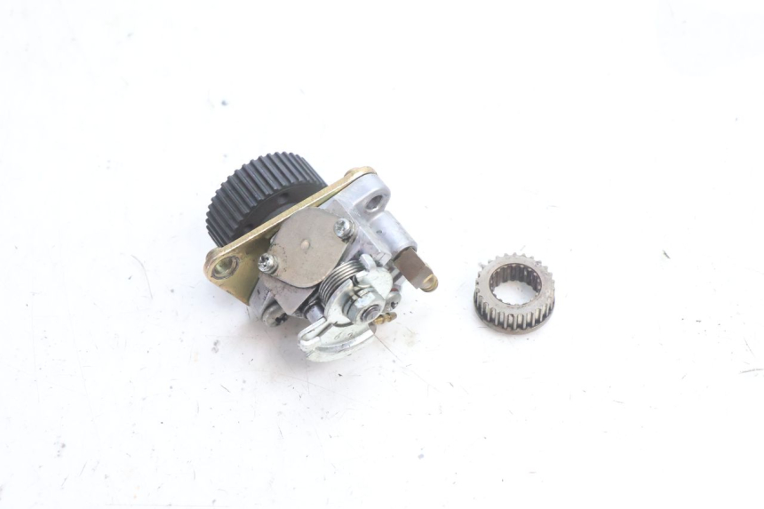 photo de BOMBA ACEITE PIAGGIO FLY 2T 50 (2004 - 2017) - Estado de la superficie y material