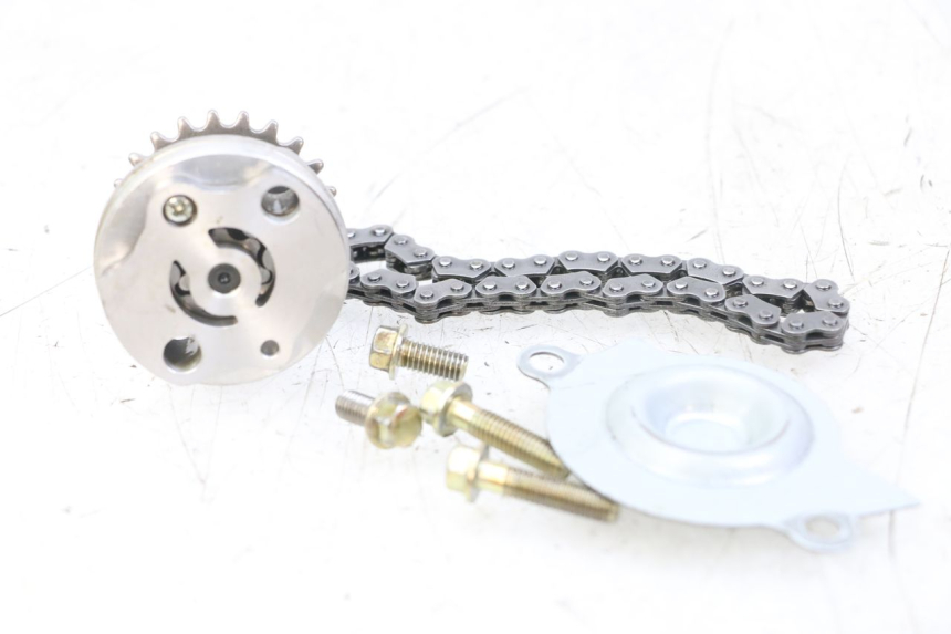 photo de BOMBA ACEITE GOES WIKI 125 (2010 - 2015) - Detalle de la pieza