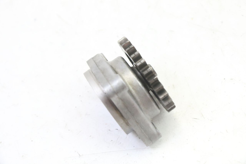 photo de BOMBA ACEITE SUZUKI GS GSE 500 (2001 - 2003) - Otra perspectiva