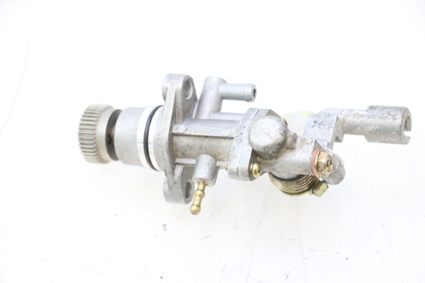 photo de BOMBA ACEITE KEEWAY HURRICANE 50 (2006 - 2019) - Otra perspectiva
