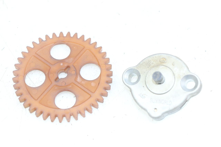 photo de BOMBA DE ACEITE SYM MIO 50 (2011 - 2017) - Vista principal