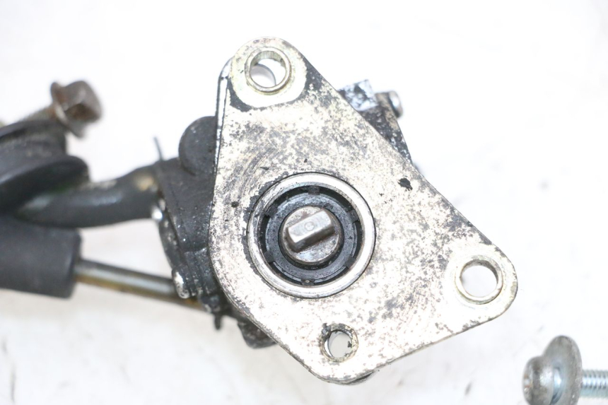 photo de BOMBA ACEITE PIAGGIO NEW TYPHOON 50 (2010 - 2017) - Otra perspectiva