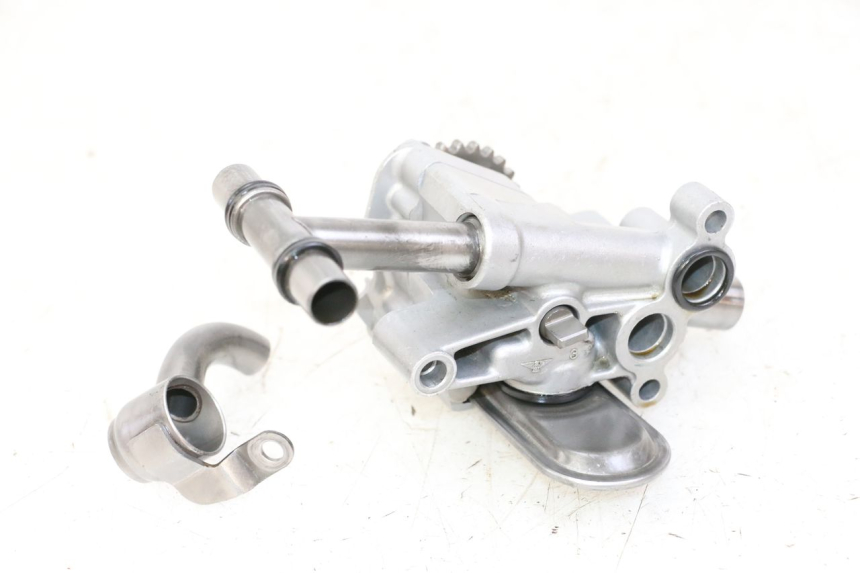 photo de BOMBA ACEITE HONDA NTV DEAUVILLE 650 (2001 - 2006) - Otra perspectiva