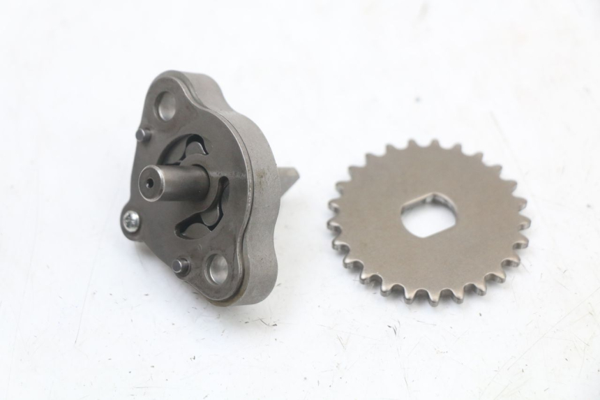 photo de BOMBA ACEITE PEUGEOT BELVILLE 125 (2017 - 2021) - Zoom estado de uso