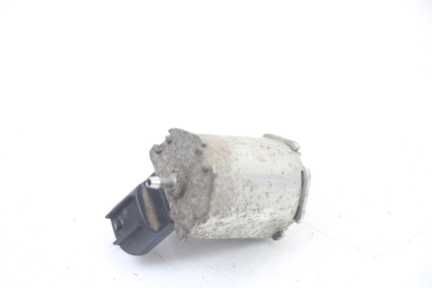 photo de BOMBA ACEITE PEUGEOT TREKKER TKR 50 (2005 - 2014) - Otra perspectiva