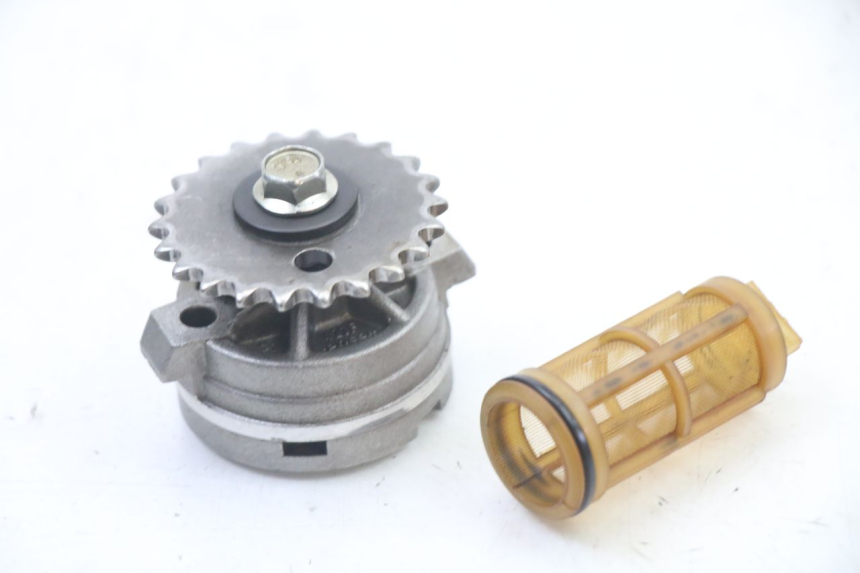 photo de BOMBA ACEITE PIAGGIO X8 125 (2004 - 2007) - Detalle de la pieza