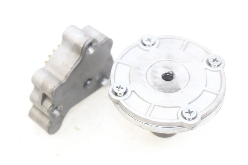 photo de BOMBA DE ACEITE YCF PILOT 125 - Detalle de la pieza