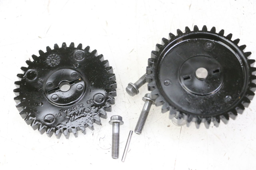 photo de BOMBA ACEITE PEUGEOT SATELIS 125 (2013 - 2018) - Detalle de la pieza