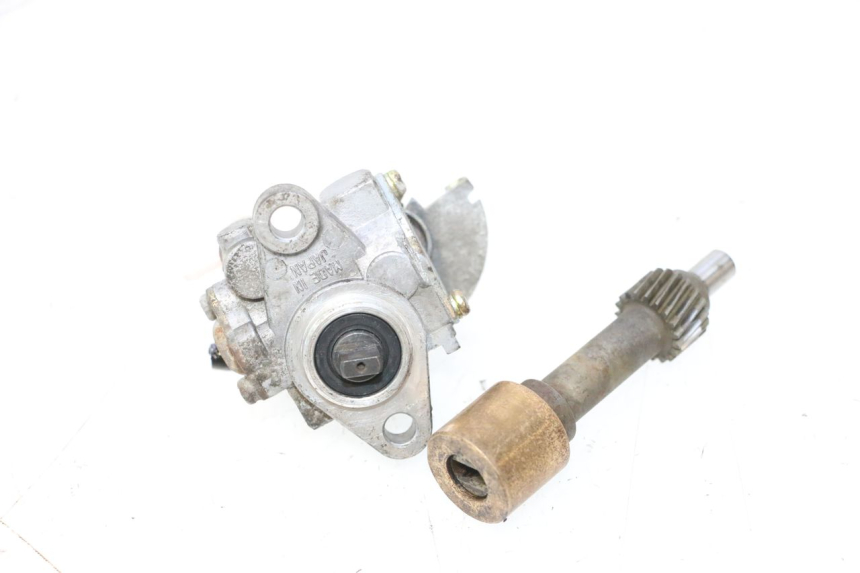 photo de BOMBA DE ACEITE PEUGEOT SPEEDFIGHT LC 50 (1996 - 2002) - Primer plano técnico