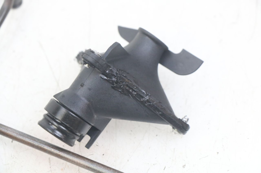 photo de BOMBA DE ACEITE TRIUMPH SPRINT ST 955 (1999 - 2001) - Vista general del producto