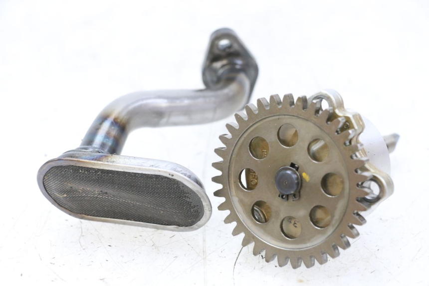 photo de BOMBA ACEITE SUZUKI GSR 750 (2011 - 2017) - Vista principal