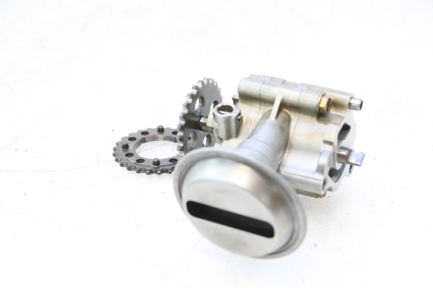 photo de BOMBA DE ACEITE HONDA VFR FI RC46 800 (1998 - 2001) - Zoom estado de uso