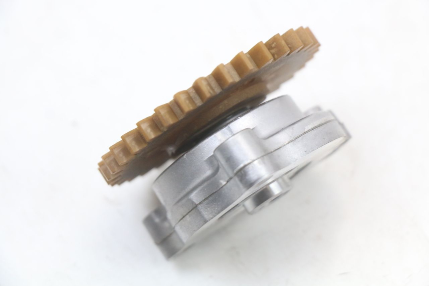 photo de BOMBA ACEITE SUZUKI VL INTRUDER 125 (2004 - 2007) - Vista principal