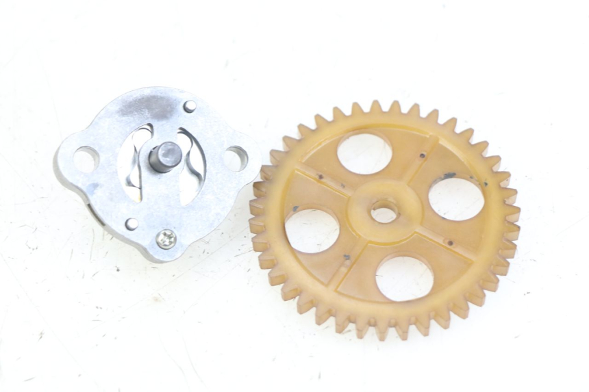 photo de BOMBA DE ACEITE SYM X-PRO 4T 50 (2014 - 2021) - Zoom estado de uso