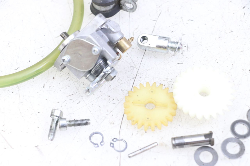 photo de BOMBA DE ACEITE FANTIC XM PERFORMANCE 2T 50 (2021 - 2022) - Zoom estado de uso