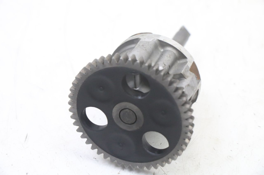 photo de BOMBA DE ACEITE YAMAHA FZS FAZER 600 (2001 - 2003) - Primer plano técnico