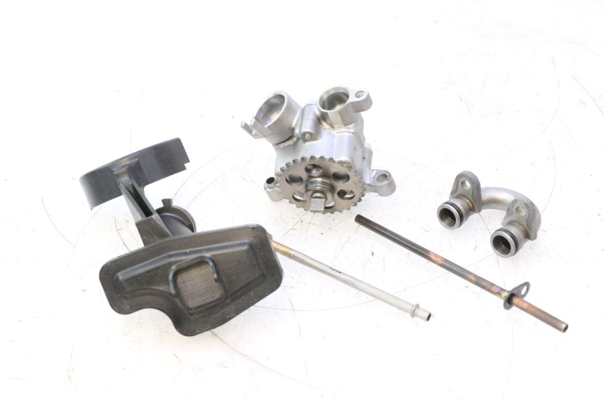 photo de BOMBA ACEITE YAMAHA YZF R6 600 (2008 - 2009) - Vista principal