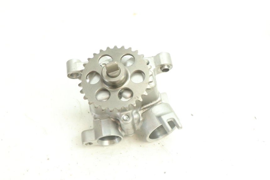 photo de BOMBA ACEITE YAMAHA YZF R6 600 (2008 - 2009) - Otra perspectiva