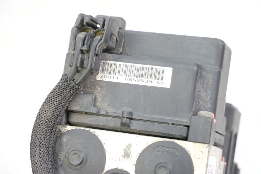 photo de BOMBA ABS BMW C1 125 (2000 - 2003) - Otra perspectiva