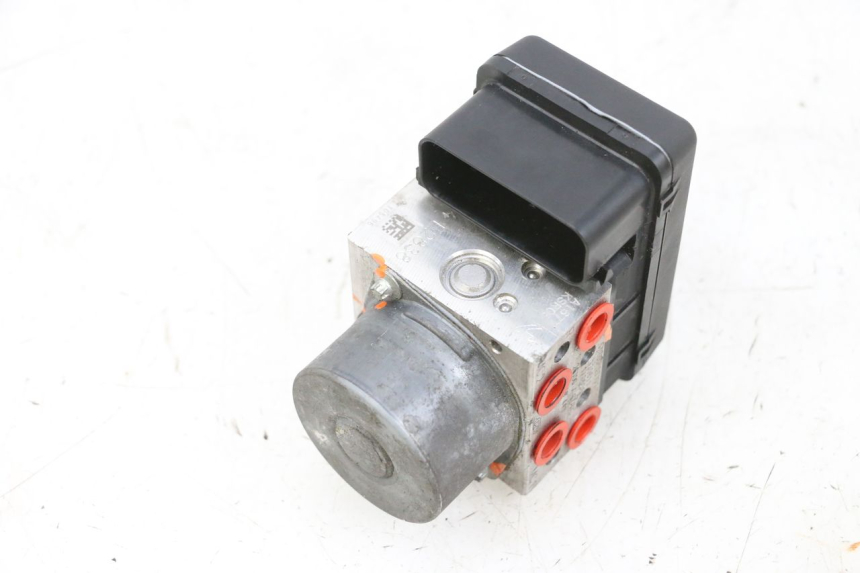 photo de BOMBA ABS SUZUKI BURGMAN 650 (2013 - 2020) - Otra vista del artículo