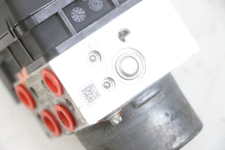 photo de BOMBA ABS SUZUKI BURGMAN 650 (2013 - 2020) - Características distintivas