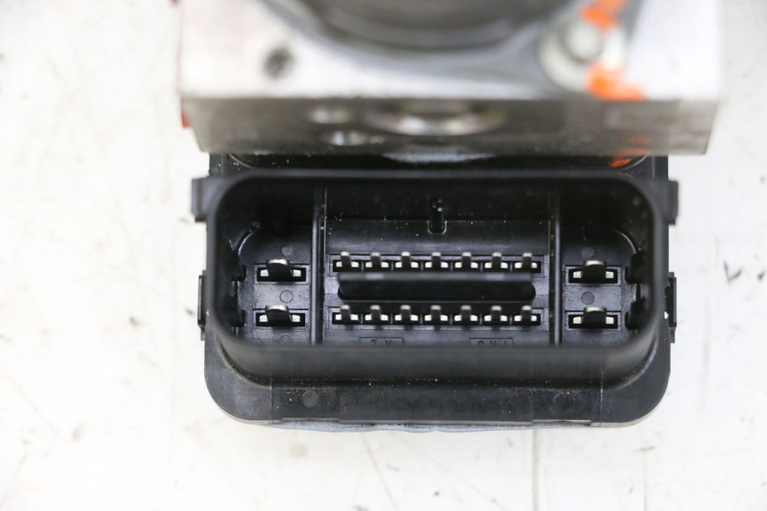 photo de BOMBA ABS SUZUKI BURGMAN 650 (2013 - 2020) - Vista general del producto