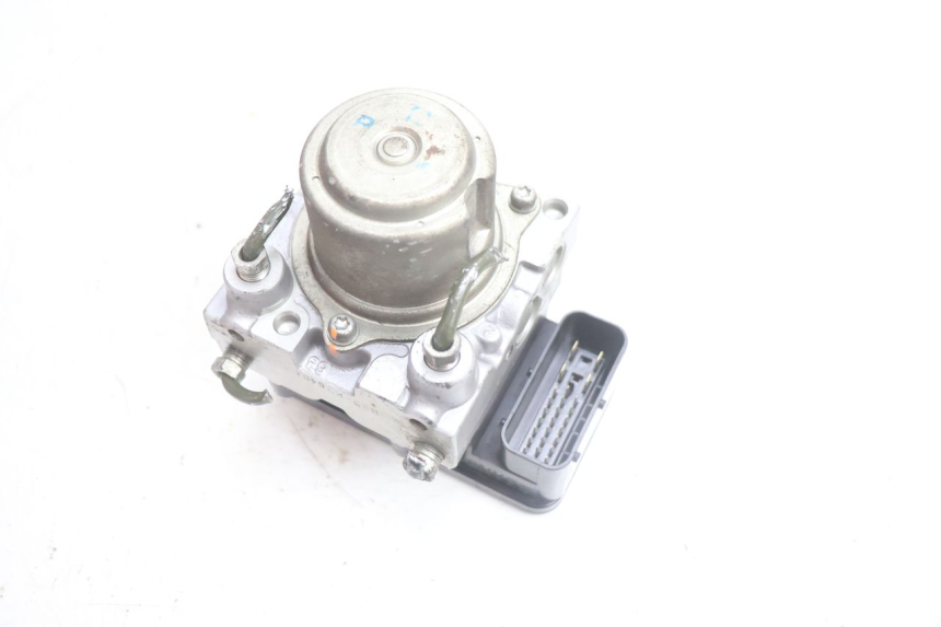 photo de BOMBA ABS SUZUKI BURGMAN EXECUTIVE ABS 650 (2006 - 2012) - Detalle de la pieza