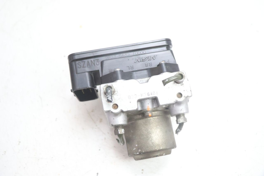 photo de BOMBA ABS SUZUKI BURGMAN EXECUTIVE ABS 650 (2006 - 2012) - Otra perspectiva