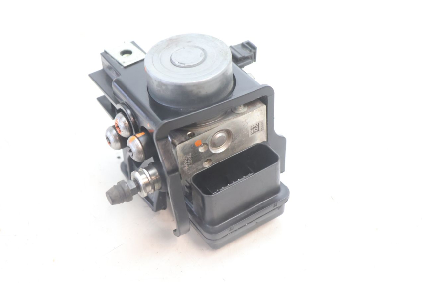 photo de BOMBA ABS BMW C SPORT 650 (2015 - 2021) - Características distintivas