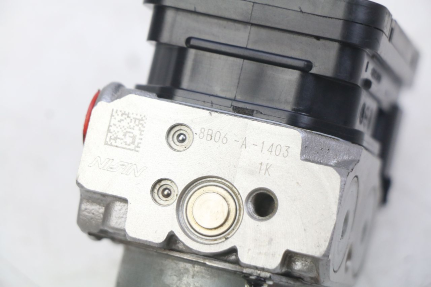 photo de BOMBA ABS HONDA CB R 1000 (2018 - 2023) - Vista general del producto