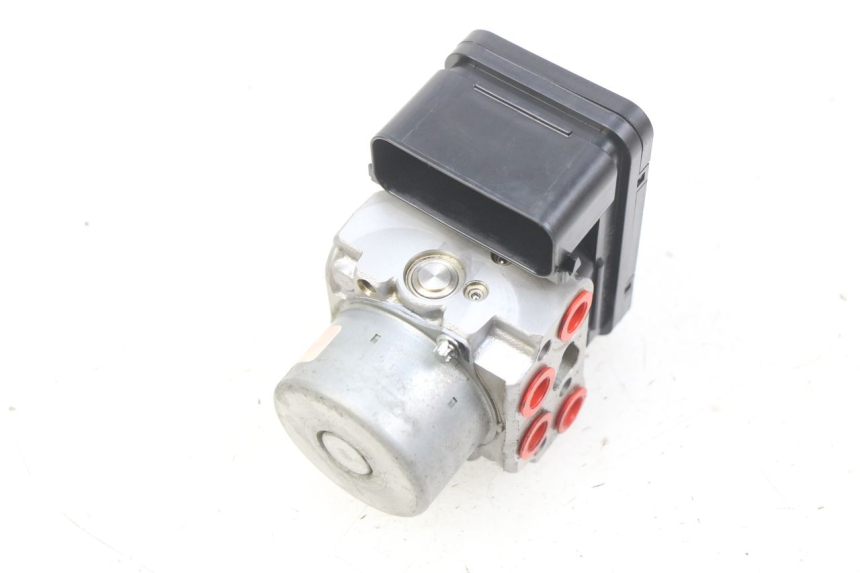 photo de BOMBA ABS HONDA CB R 1000 (2018 - 2023) - Estado de la superficie y material