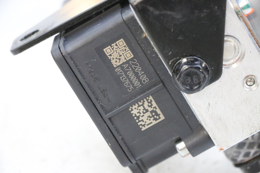 photo de BOMBA ABS SEGWAY NINEBOT E125S 1 (2022 - 2026) - Detalles de los puntos de fijación