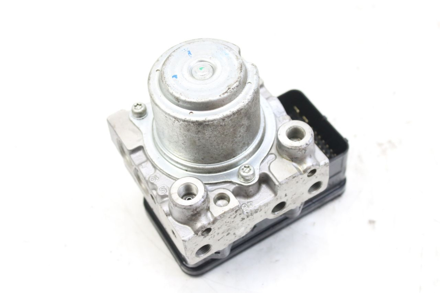 photo de BOMBA ABS HONDA FES S-WING SWING ABS 125 (2007 - 2015) - Estado de la superficie y material