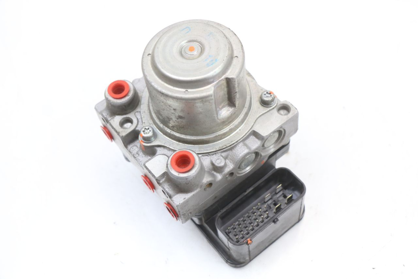 photo de BOMBA ABS HONDA FES S-WING SWING ABS 125 (2007 - 2015) - Detalle de la pieza