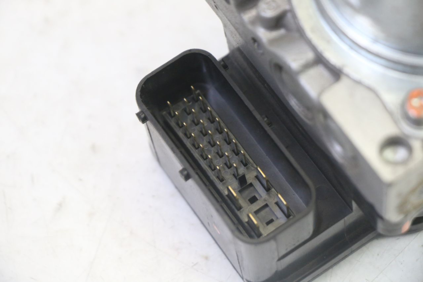 photo de BOMBA ABS HONDA FES S-WING SWING ABS 125 (2007 - 2015) - Zoom estado de uso