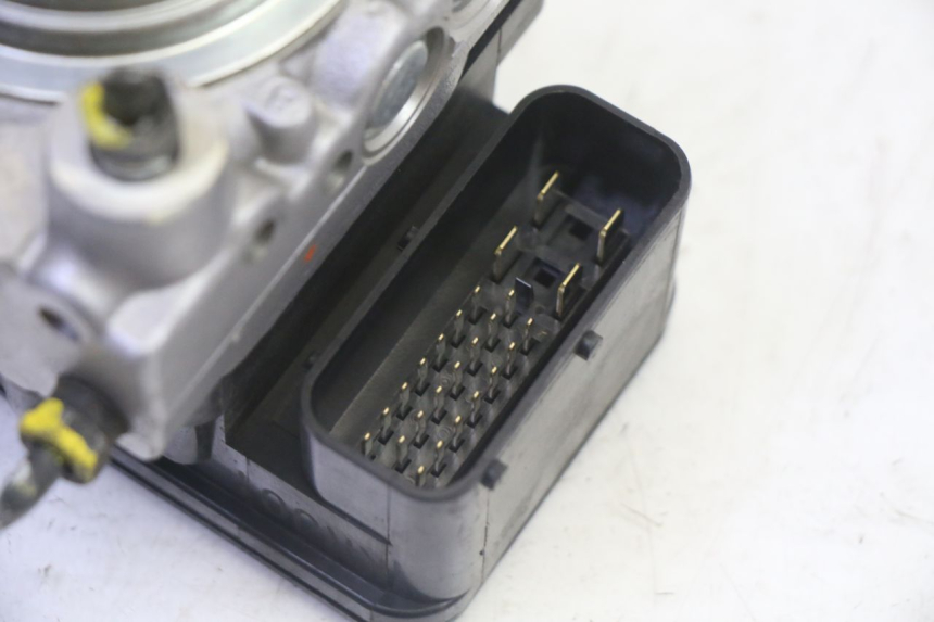 photo de BOMBA ABS HONDA FES S-WING SWING ABS 125 (2007 - 2015) - Zoom estado de uso