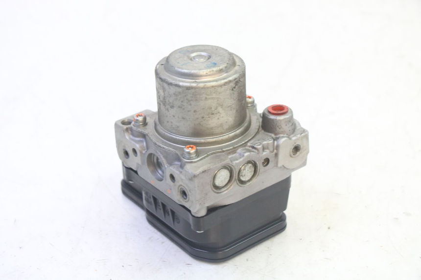 photo de BOMBA ABS HONDA FES S-WING SWING ABS 125 (2007 - 2015) - Otra perspectiva