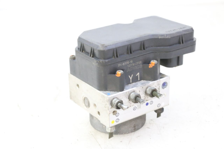 photo de BOMBA ABS YAMAHA FJR ABS 1300 (2006 - 2012) - Estado de la superficie y material