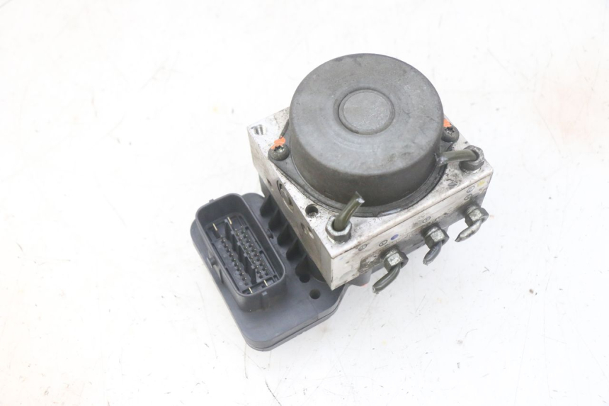 photo de BOMBA ABS YAMAHA FJR ABS 1300 (2006 - 2012) - Estado de la superficie y material