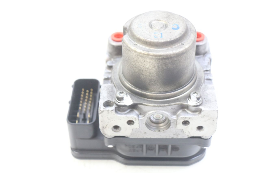 photo de BOMBA ABS HONDA FJS SILVERWING SILVER WING 400 (2009 - 2016) - Otra vista del artículo